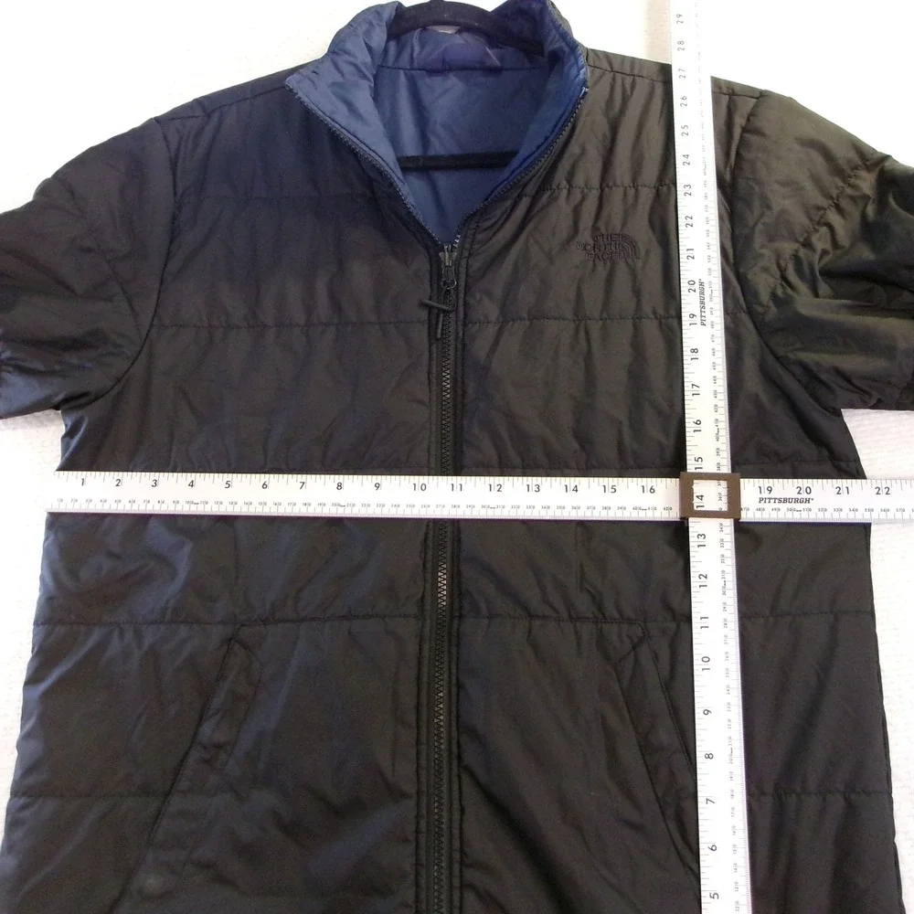 The North Face Mens M Reversible Puffer Jacket Black
